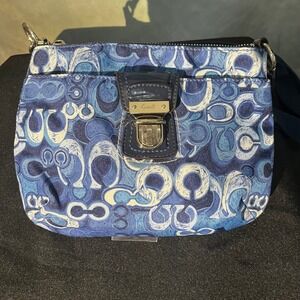Coach Poppy Blue Scribble Signature C Canvas Crossbody Patent Leather Trim 43585